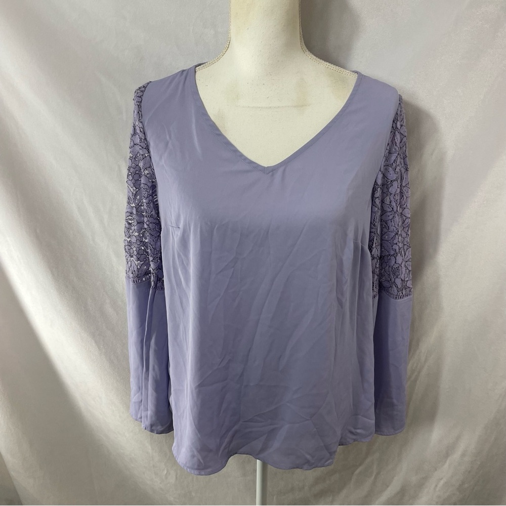 Apt. 9 Purple Lace Accent top